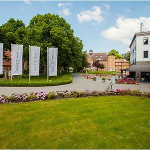 Hotel Schloss Basthorst Crivitz Exterior photo