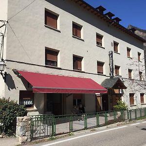 Hotel Hostal Fondevila Bohí Exterior photo