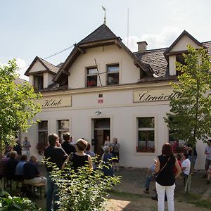 Hotel Penzion Ctrnactka Rataje nad Sázavou Exterior photo