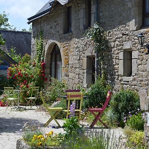 Bed and Breakfast A la Ferme de Kervihern Locoal-Mendon Exterior photo