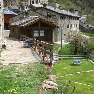 Gasthaus Cal Mestre Fornells de la Montaña Exterior photo