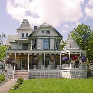 Antique Rose Inn Windham Exterior photo