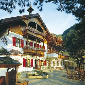 Hotel Waldheim Belvedere Brixen Exterior photo