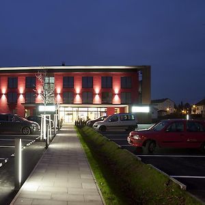 Hotel Wallern Garni Wallern an der Trattnach Exterior photo