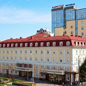 Hotel Ukraine Riwne Exterior photo