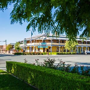 Boorowa Hotel Exterior photo