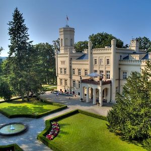 Pałac Mierzęcin Wellness&Wine Resort Exterior photo