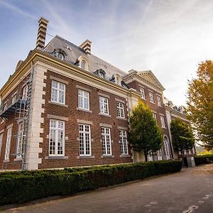 Hotel Kasteel Pietersheim Lanaken Exterior photo