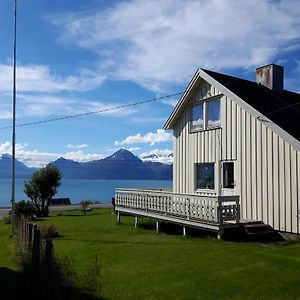 Villa Lyngen Arctic View Olderdalen Exterior photo