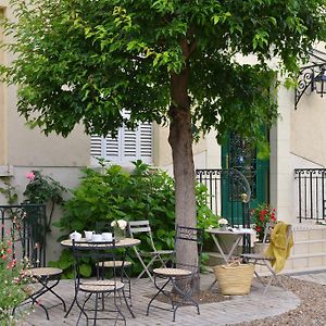 Hotel Du Manoir Tours Exterior photo