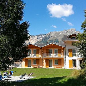 Hotel Elbele Garnì Folgaria Exterior photo