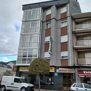 Hotel Hostal Mayo O Barco de Valdeorras Exterior photo