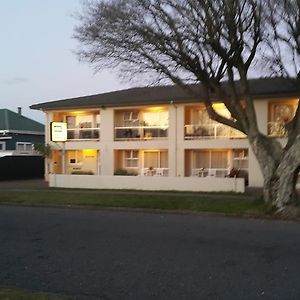 Six On Union Motel Rotorua Exterior photo