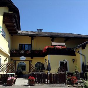 Hotel Gasthof Zur Haltestelle Lasberg Exterior photo