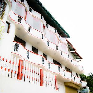 Yoho Toppass Breeze Hotel Nuwara Eliya Exterior photo