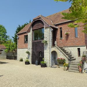 Bed and Breakfast River Garden Yeovil Exterior photo