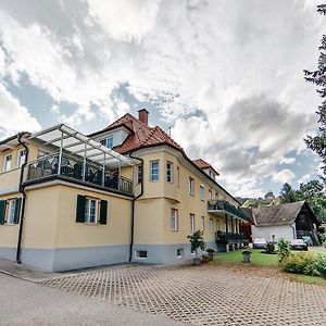 Hotel Gästehaus Kleindienst Deutschlandsberg Exterior photo