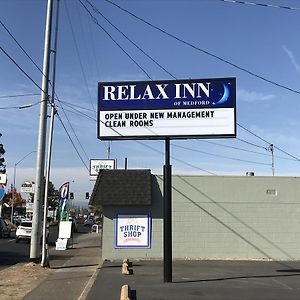 Relax Inn Of Medford Exterior photo