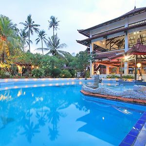 Puri Naga Beachfront Cottages Legian Exterior photo