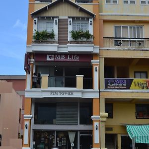 Hotel F2M Tower Legazpi Exterior photo