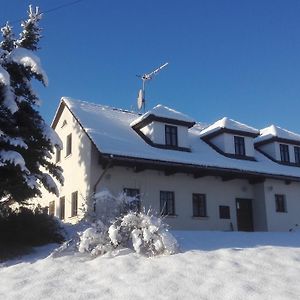 Hotel Restaurace A Penzion Jilm Jilemnice Exterior photo