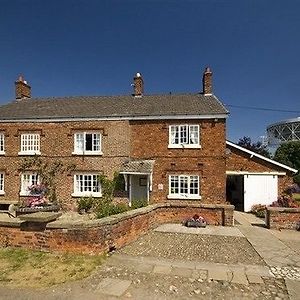 Hotel Bridge Farm Bed & Breakfast Crewe Exterior photo