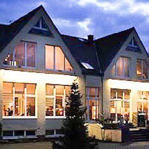 Arthotel Landhaus Zur Alten Gärtnerei Zossen Exterior photo