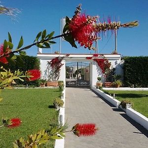 Hotel Lido Impero Massafra Exterior photo