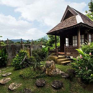 Hotel Baan Kaew Mongkorn Chiang Mai Exterior photo