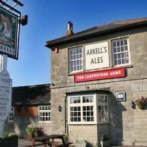 Hotel The Carpenters Arms South Marston Exterior photo