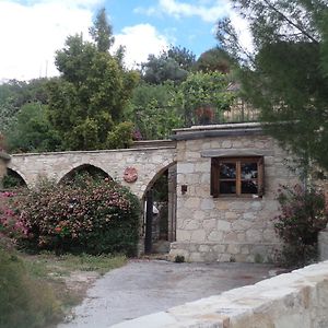 Villa Lantana Stone House Lemona Exterior photo