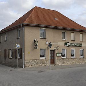 Hotel Gasthaus ,,Zum schwarzen Bär Gusten Exterior photo