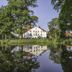 Hotel&Gästehaus Gut Kaden Alveslohe Exterior photo