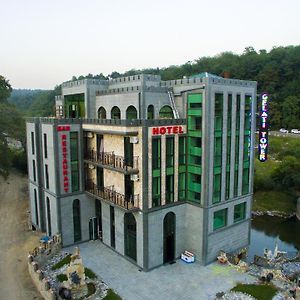 Hotel Gelati Tower Exterior photo