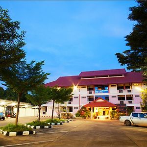 Hotel Chatsuree Mansion Ubon Ratchathani Exterior photo