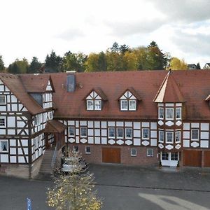 Hotel Zum Stern Rauischholzhausen Exterior photo