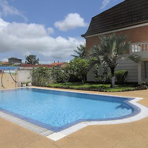 Residence Eburnea Abidjan Exterior photo