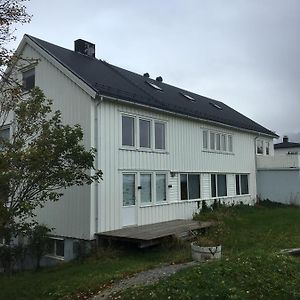 Lofoten Bed&Breakfast Reine - Rooms&Apartments Exterior photo