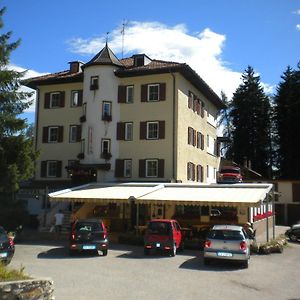 Hotel Roen Ruffrè-Mendel Exterior photo