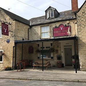 Bed and Breakfast The White Hart Stonehouse  Exterior photo