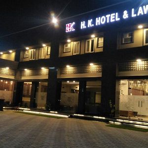 Hk Hotel & Lawns Hardoi Exterior photo