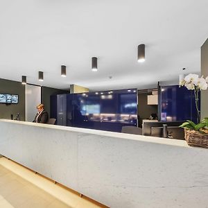 Belconnen Way Hotel&Serviced Apartments Canberra Exterior photo