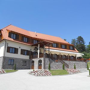 Hotel Farkas Panzió Carta  Exterior photo