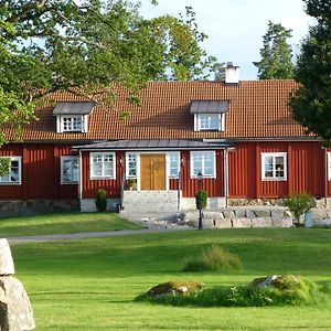 Hotel Katrinelund Gästgiveri & Sjökrog Stora Mellosa Exterior photo