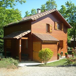 Villa Nice Chalet In The Woods Of The Beautiful Dordogne Souillac Exterior photo