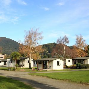 Hotel Parklands Marina Holiday Park Picton Exterior photo