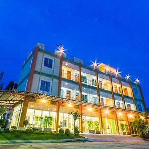 Aparthotel Ubon Best Place Ubon Ratchathani Exterior photo