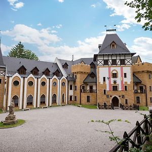 Zámek Lužec Spa&Wellness Resort Karlsbad Exterior photo