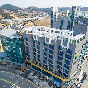 Suncheon S Hotel Exterior photo