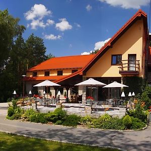 Zajazd Siodlo Hotel&Restauracja Kobyla Góra Exterior photo